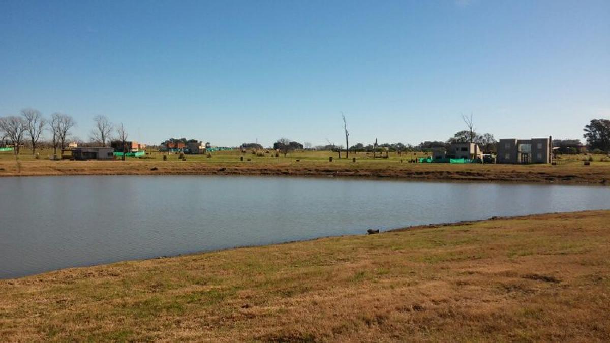 Grundstück in Escobar, Argentina, Nr. 115309