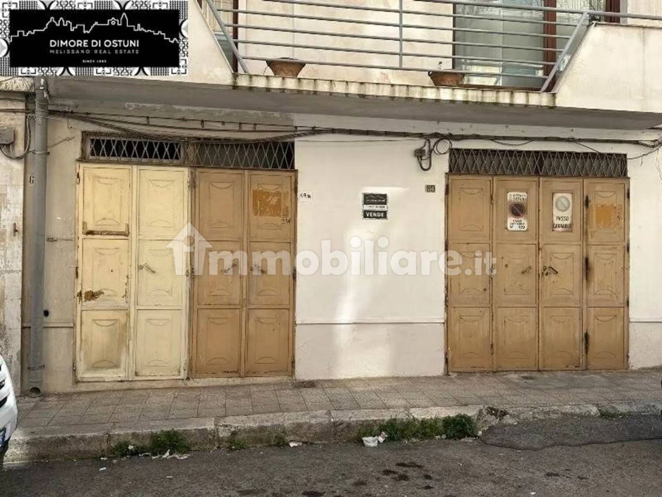 2 rooms Commercial property in Ostuni, Italy No. 339923