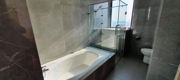 3 bedrooms Condo in Khlong Toei, Thailand No. 4543 13