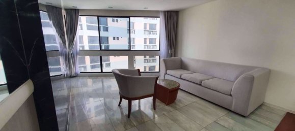 3 bedrooms Condo in Khlong Toei, Thailand No. 4543 5