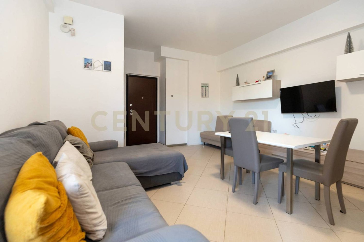2 Schlafzimmer Wohnung in Catania, Italy, Nr. 335956
