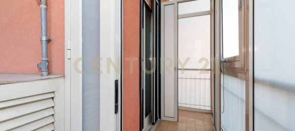 2 Schlafzimmer Wohnung in Catania, Italy, Nr. 335956 21