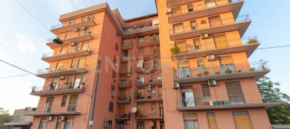 2 Schlafzimmer Wohnung in Catania, Italy, Nr. 335956 22