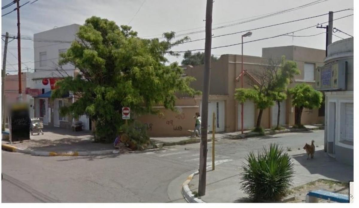 3 bedrooms House in Buenos Aires, Argentina No. 77116