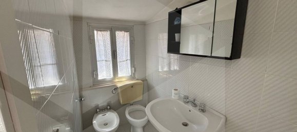 5غرفة شقة في San Giovanni Rotondo, Italy رقم 28066 10