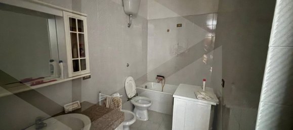 5غرفة شقة في San Giovanni Rotondo, Italy رقم 28066 4