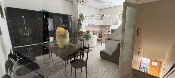 5غرفة شقة في San Giovanni Rotondo, Italy رقم 28066 5