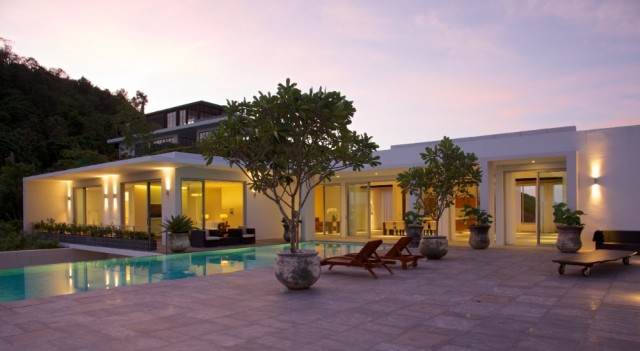 5 bedrooms Villa in Pa Klok, Thailand No. 12403