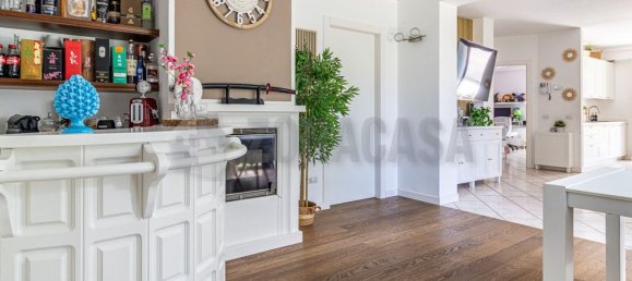 4 rooms Apartment in Samarate, Italy No. 262459 7