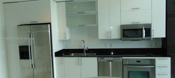 1 chambre propriété commerciale à louer à Miami, Miami-Dade, Florida, USA № 614611 9