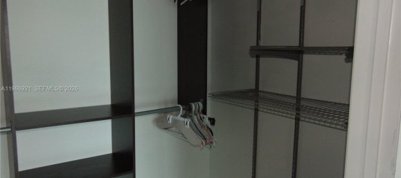1 chambre propriété commerciale à louer à Miami, Miami-Dade, Florida, USA № 614611 8