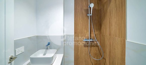 4 Schlafzimmer Wohnung in El Limonar, Spain, Nr. 50283 26