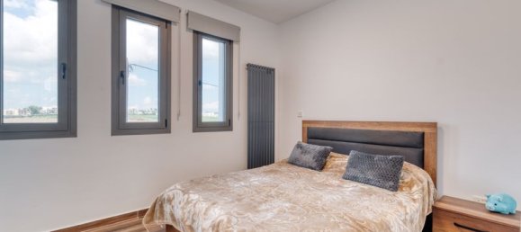 5 bedrooms Villa in Livadia, Cyprus No. 9446 19