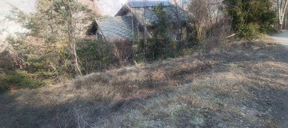 Земельный участок 1270м² в Грессан, Италия № 83673 5