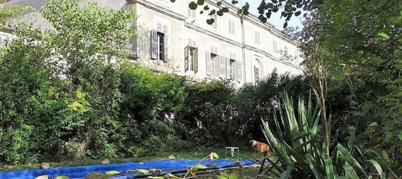 13 bedrooms House in Carcassonne, France No. 38017 6