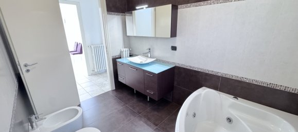 Apartamento de 3 dormitorios en Campi Salentina, Italy No. 329130 26