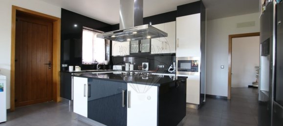 4 bedrooms House in Abadim, Portugal No. 170589 7