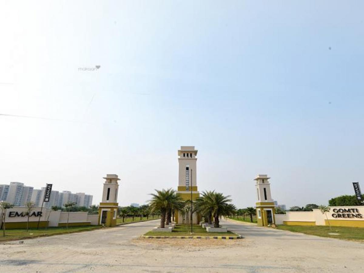  Land in Lucknow, India No. 30442
