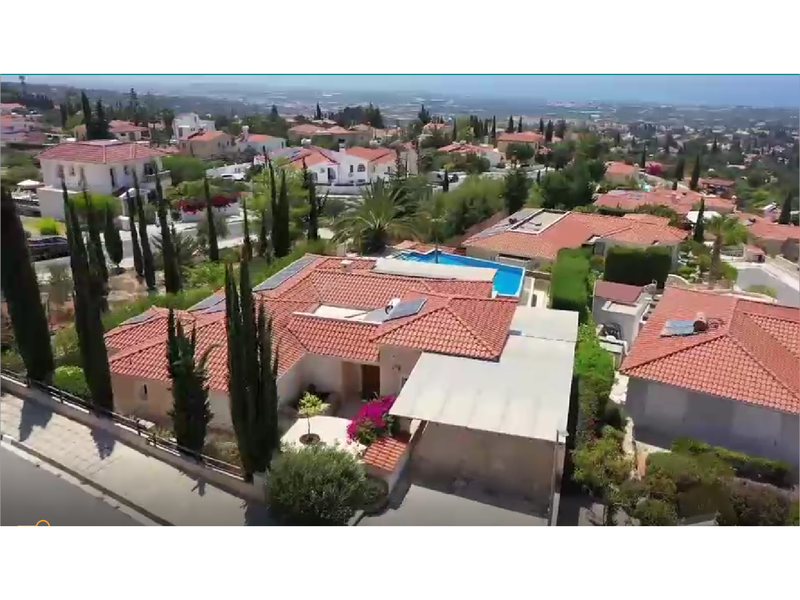 4 bedrooms Villa in Tala, Cyprus No. 20144