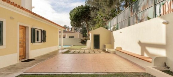 5 bedrooms Villa in Cascais, Portugal No. 107630 3