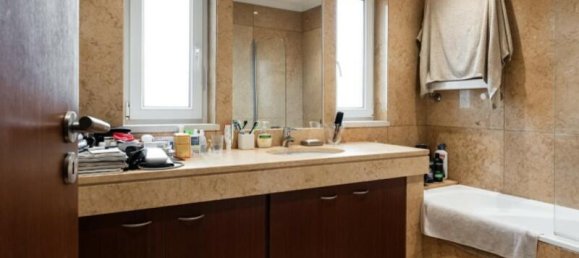 5 bedrooms Villa in Cascais, Portugal No. 107630 36