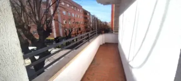 Квартира с 4 спальнями в Бадахос, Испания № 180079 25