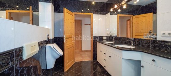 5 bedrooms House in Empuriabrava, Spain No. 162743 25