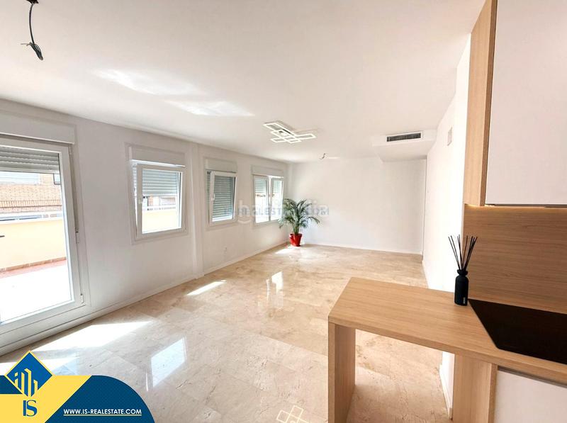 2 bedrooms Penthouse in Alicante, Spain No. 185443