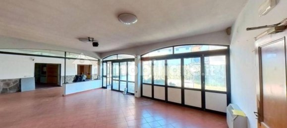Imóvel comercial em Lucca, Italy 240 m² N.º 320885 6