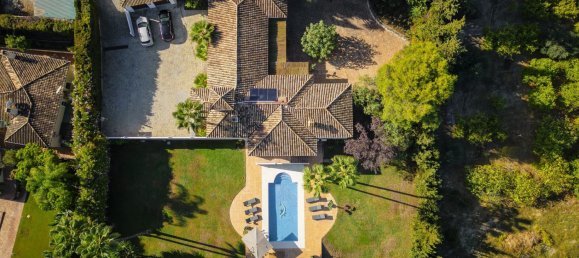 5 bedrooms Villa in Estepona, Spain No. 134851 12