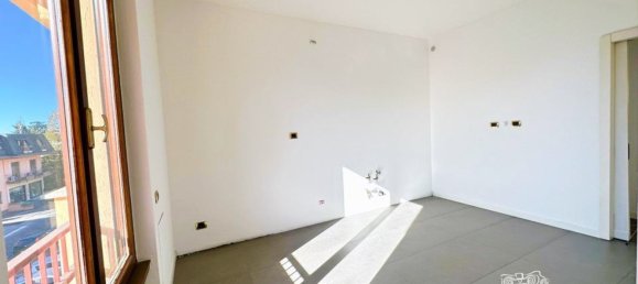 4غرفة شقة في Besana in Brianza, Italy رقم 237958 16