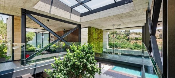 5 bedrooms House in Marbella, Spain No. 155764 3