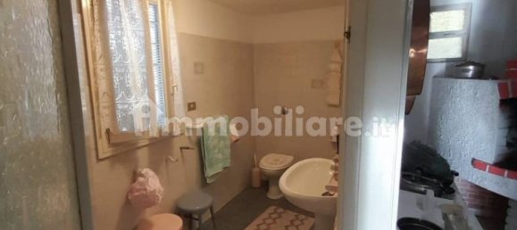 3 chambres Villa à Ferriere, Italy No. 84347 16