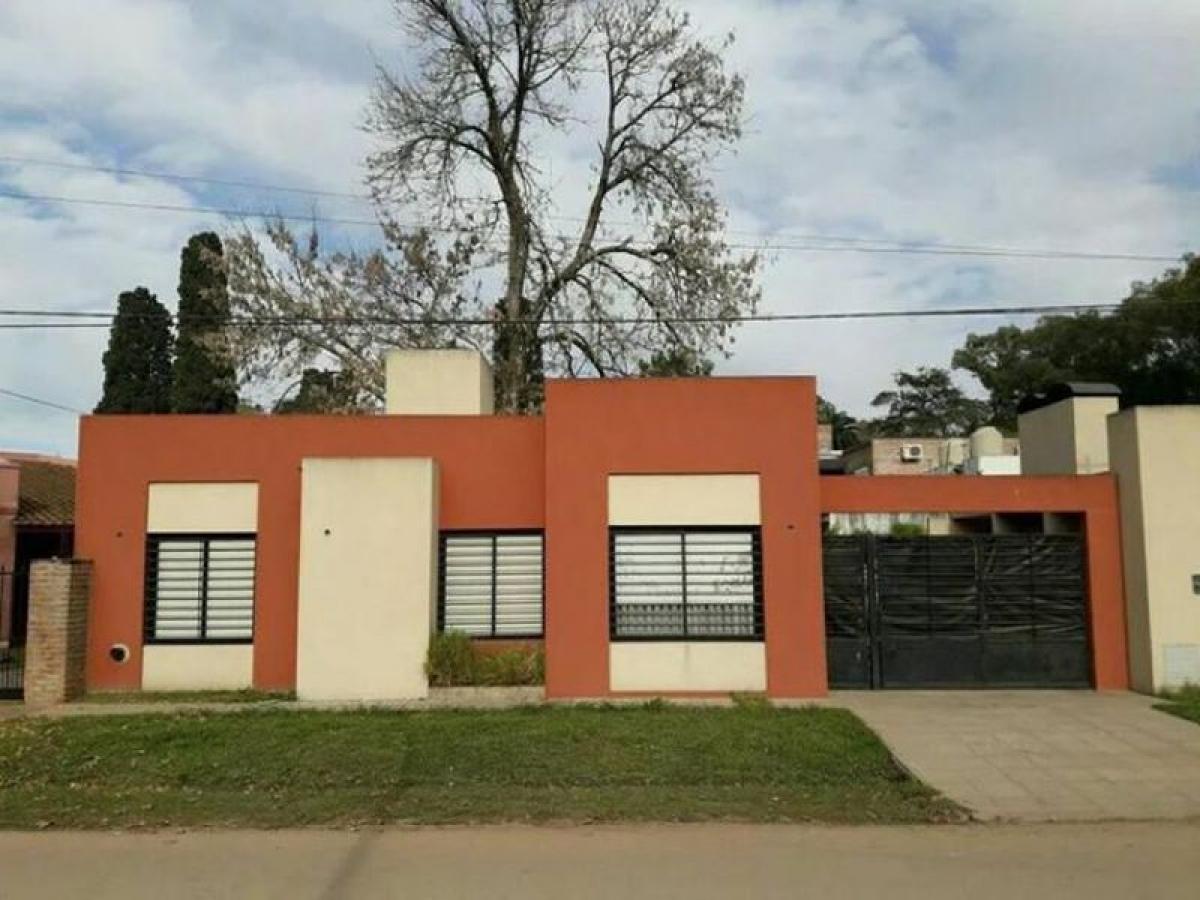 2 bedrooms House in Buenos Aires, Argentina No. 92901