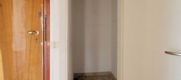 4 rooms Apartment in San Benedetto del Tronto, Italy No. 301175 3