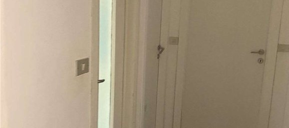 Apartamento de 6 habitaciónes en Baranzate, Italy No. 99979 10