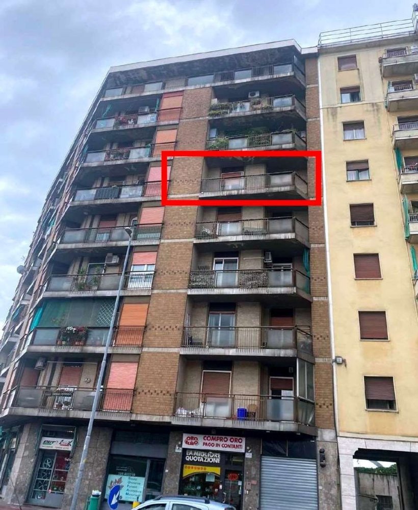Apartamento de 6 habitaciónes en Baranzate, Italy No. 99979