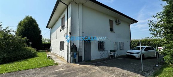 4 bedrooms House in Moglia, Italy No. 61269 18