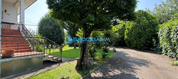 4 bedrooms House in Moglia, Italy No. 61269 20