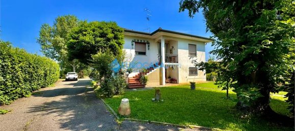 4 bedrooms House in Moglia, Italy No. 61269 27