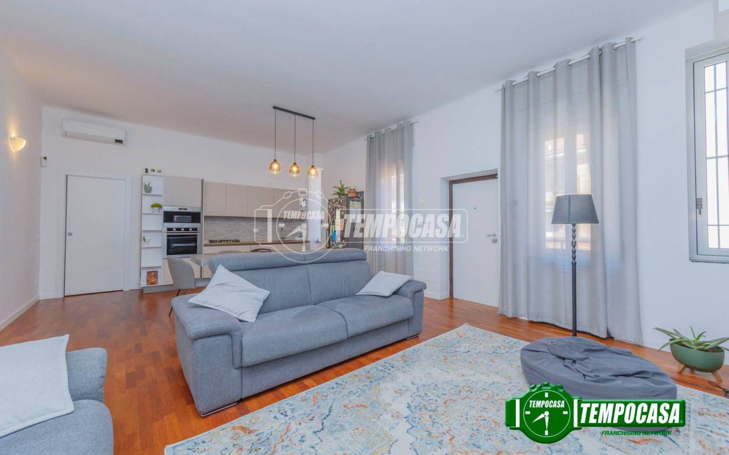 3 bedrooms Apartment in Corsico, Italy No. 386712