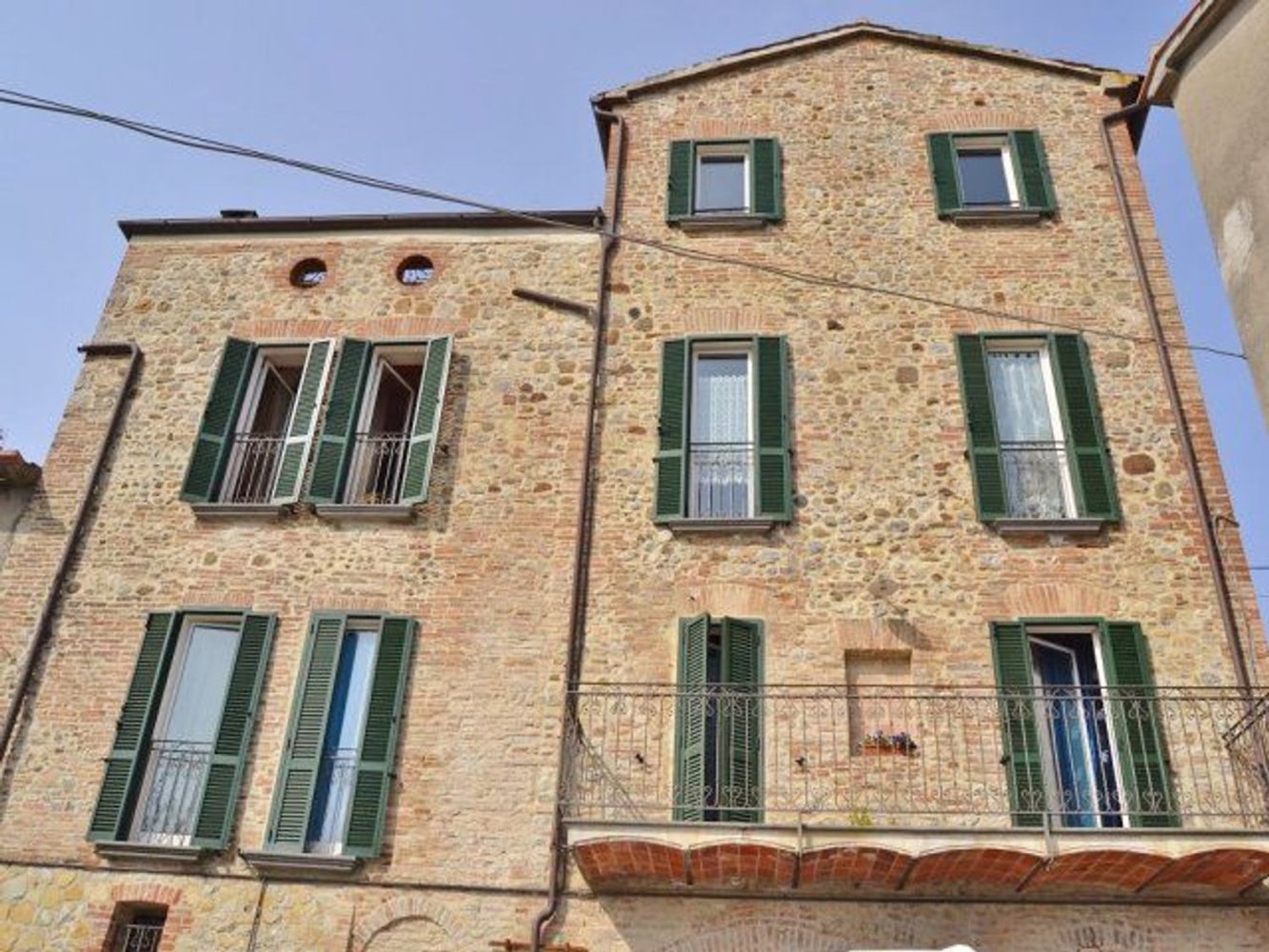 12 rooms Castles in Fabro, Italy No. 159529