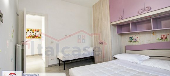 Apartamento de 3 dormitorios en Rome, Italy No. 63912 13