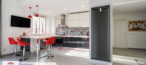 Apartamento de 3 dormitorios en Rome, Italy No. 63912 2