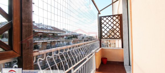 Apartamento de 3 dormitorios en Rome, Italy No. 63912 18