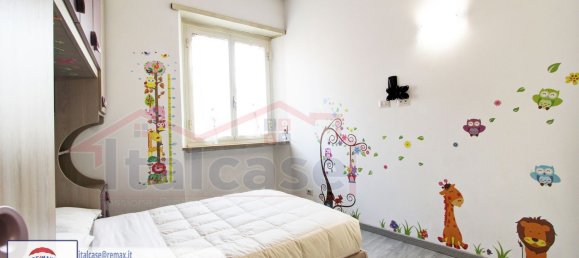 Apartamento de 3 dormitorios en Rome, Italy No. 63912 14