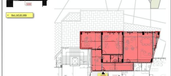 Oficina de 5 habitaciónes en Lecce, Italy No. 95329 23