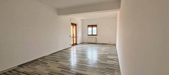 Ático de 2 dormitorios en San Pietro a Maida, Italy No. 278574 17