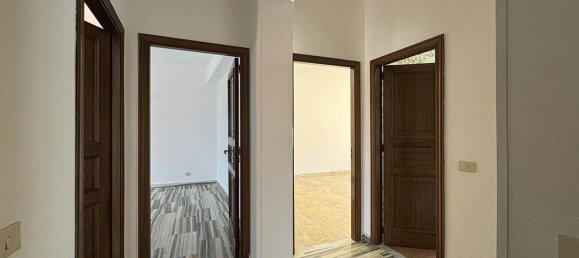 Ático de 2 dormitorios en San Pietro a Maida, Italy No. 278574 4