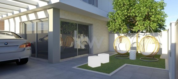 4 bedrooms House in Seixal, Portugal No. 107694 2